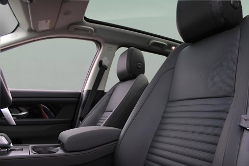 Certified 2025 Land Rover Discovery Sport S image 34