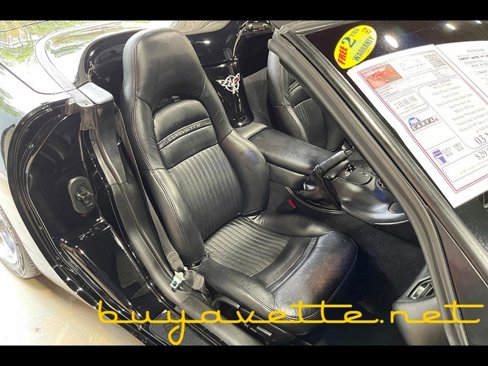 Used 2003 Chevrolet Corvette Convertible w/ Preferred Equipment Group1 image 23