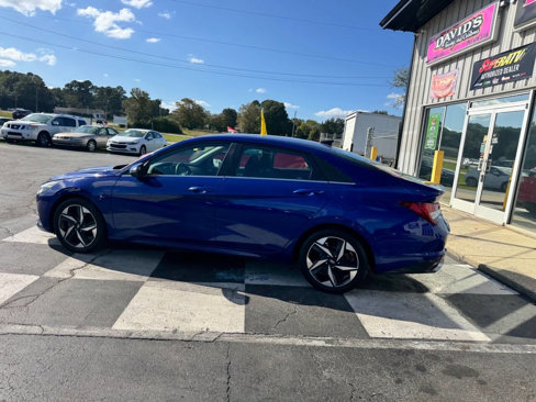 Used 2022 Hyundai Elantra SEL w/ Convenience + Premium Package image 5
