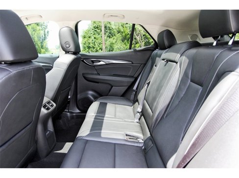 Used 2021 Buick Envision Essence w/ Technology Package I image 32