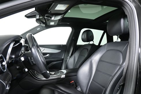 Used 2019 Mercedes-Benz GLC 300 4MATIC image 5