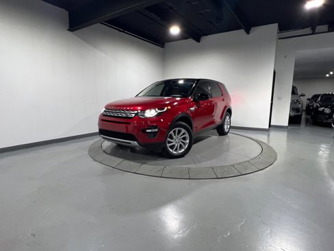 Used 2018 Land Rover Discovery Sport HSE image 3