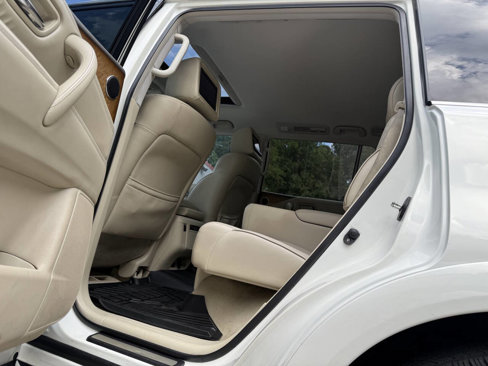 Used 2014 INFINITI QX80 2WD w/ Theater Package image 29
