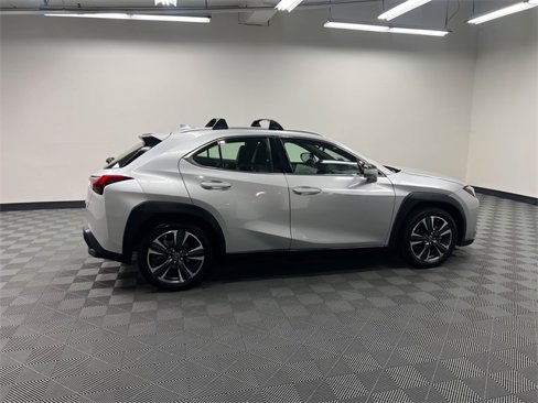 Certified 2019 Lexus UX 200 image 5