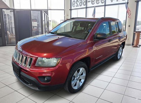 Used 2016 Jeep Compass Sport image 2