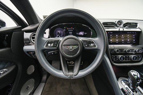 Used 2022 Bentley Bentayga image 15