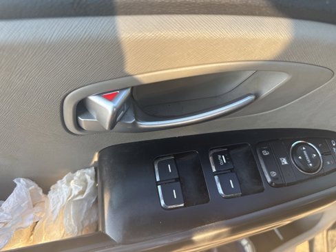 Used 2017 Kia Sedona LX w/ LX Essentials Premium Package image 13