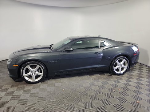 Used 2015 Chevrolet Camaro LT w/ RS Package image 10