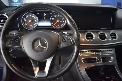 Used 2018 Mercedes-Benz E 300 4MATIC w/ Premium 1 Package image 9