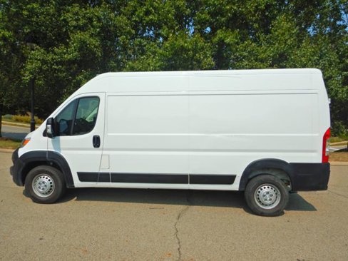 Used 2024 RAM ProMaster 2500 w/ Convenience Group image 13