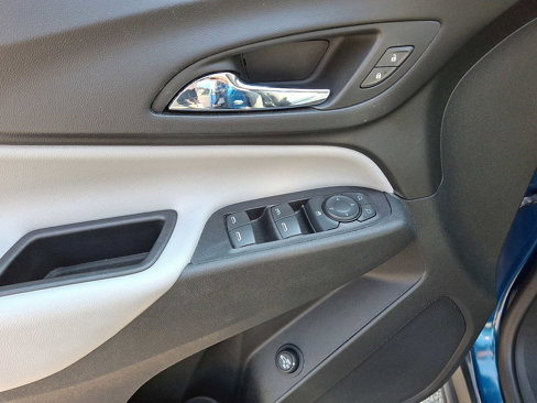 Used 2019 Chevrolet Equinox LT image 14