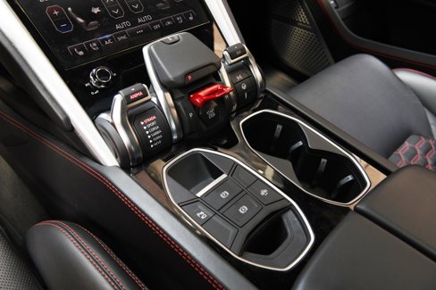 Used 2019 Lamborghini Urus image 16