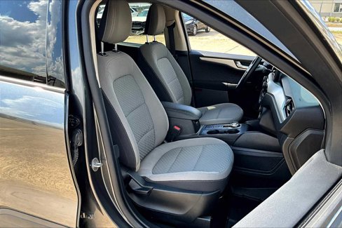 Used 2020 Ford Escape SE image 8