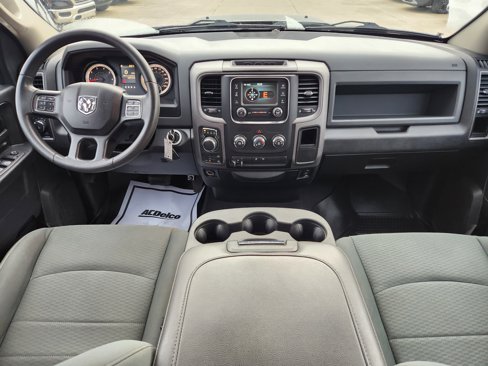 Used 2018 RAM 1500 Express w/ Black Ram 1500 Express Group image 13