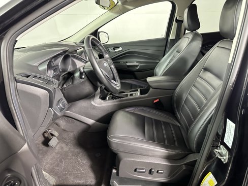 Used 2019 Ford Escape SEL image 10