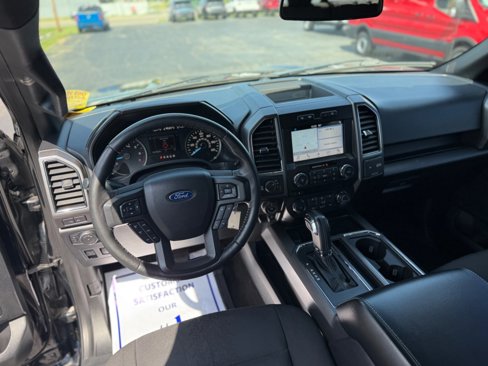 Used 2018 Ford F150 XLT w/ Equipment Group 302A Luxury image 12