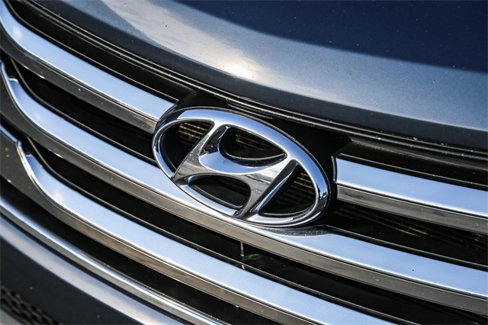 Used 2013 Hyundai Santa Fe Sport w/ Technology Pkg image 6