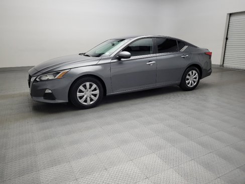 Used 2019 Nissan Altima 2.5 S image 2
