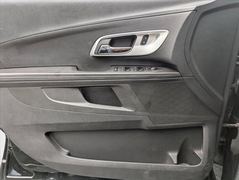 Used 2016 Chevrolet Equinox LT w/ Convenience Package image 16