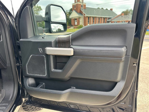 Used 2021 Ford F250 Lariat image 24