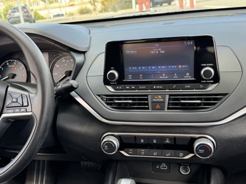 Used 2022 Nissan Altima 2.5 S image 18