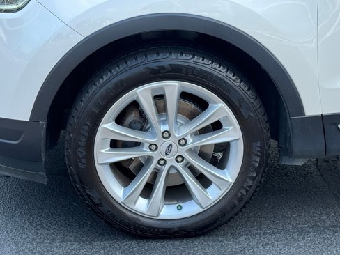 Used 2019 Ford Explorer XLT w/ Equipment Group 202A image 35