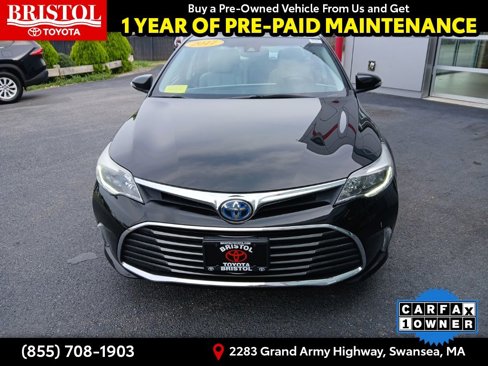 Used 2017 Toyota Avalon Limited image 2