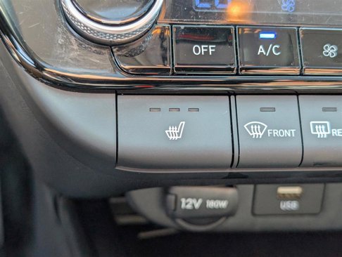 Used 2023 Hyundai Elantra Limited w/ Cargo Package image 28