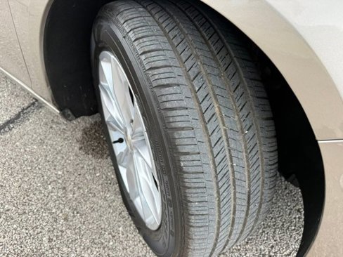 Certified 2024 Chevrolet Malibu LT image 30