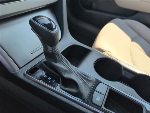 Used 2016 Hyundai Sonata SE image 13