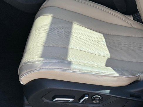 Used 2023 Acura MDX SH-AWD w/ Advance Package image 24