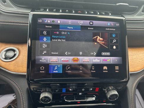 Used 2021 Jeep Grand Cherokee L Summit image 16