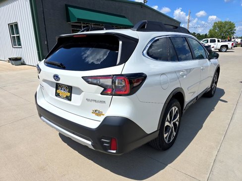 Used 2022 Subaru Outback Limited image 5
