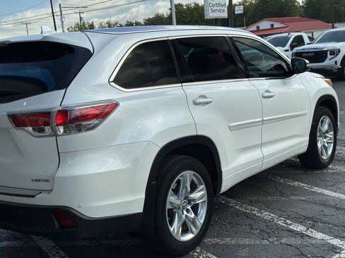 Used 2016 Toyota Highlander Limited image 6