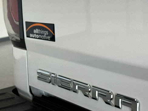 Used 2018 GMC Sierra 1500 SLT w/ SLT Premium Package image 44
