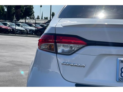 Used 2022 Toyota Corolla SE image 13