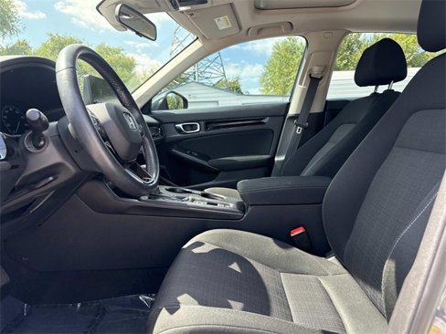 Used 2023 Honda Civic EX image 7