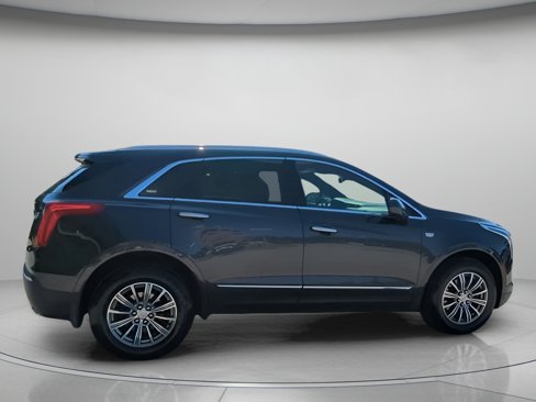 Used 2017 Cadillac XT5 Luxury w/ Driver Awareness Package image 30