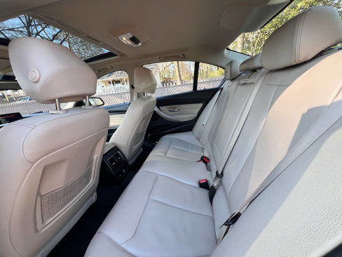 Used 2016 BMW 320i xDrive Sedan image 12