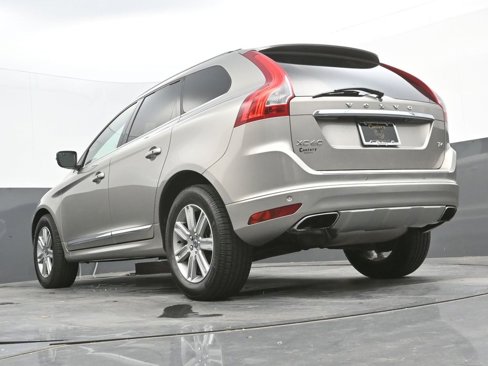 Used 2016 Volvo XC60 T6 w/ Proximity Package image 38