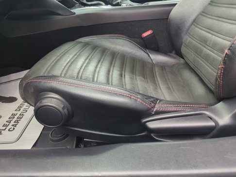 Used 2017 FIAT 124 Spider Abarth image 9