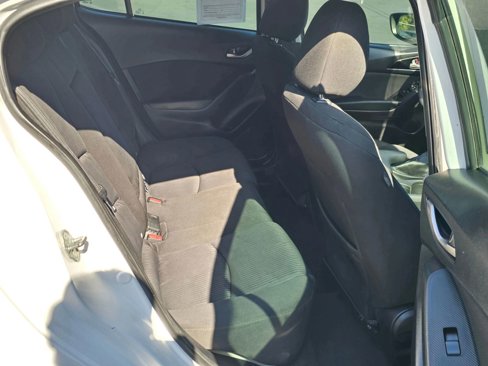 Used 2016 MAZDA MAZDA3 i Sport w/ Preferred Equipment Package image 12