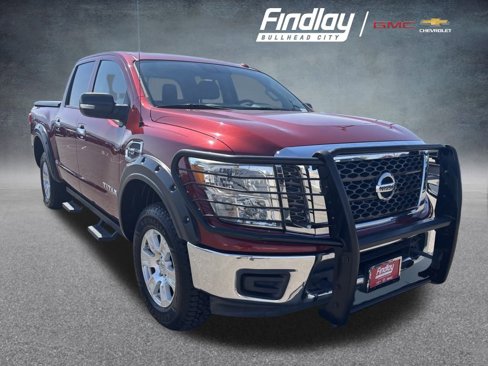 Used 2017 Nissan Titan SV image 1