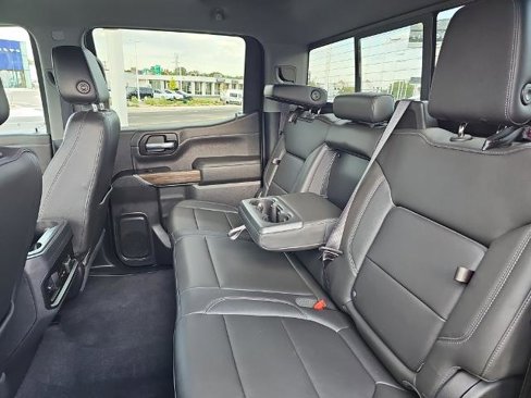 Used 2020 Chevrolet Silverado 1500 LT Trail Boss image 13