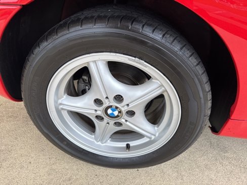 Used 1996 BMW Z3 1.9 image 38