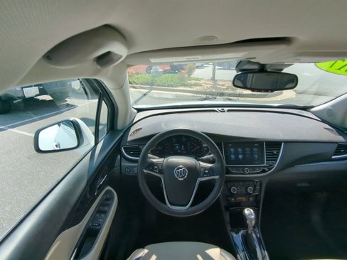 Used 2017 Buick Encore Preferred image 33