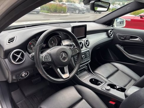 Used 2017 Mercedes-Benz GLA 250 4MATIC image 14