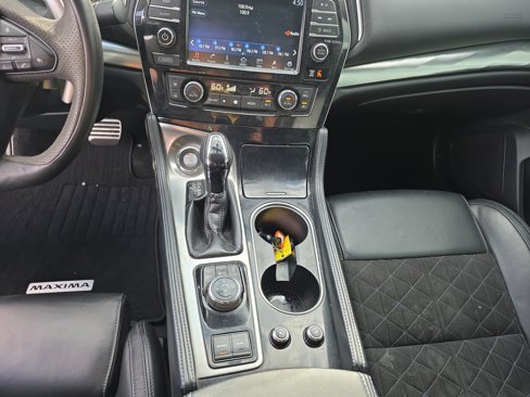 Used 2018 Nissan Maxima SR image 22