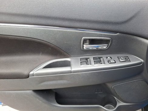 Used 2021 Mitsubishi Outlander Sport ES image 14