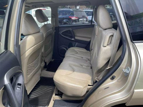 Used 2012 Toyota RAV4 Limited image 11
